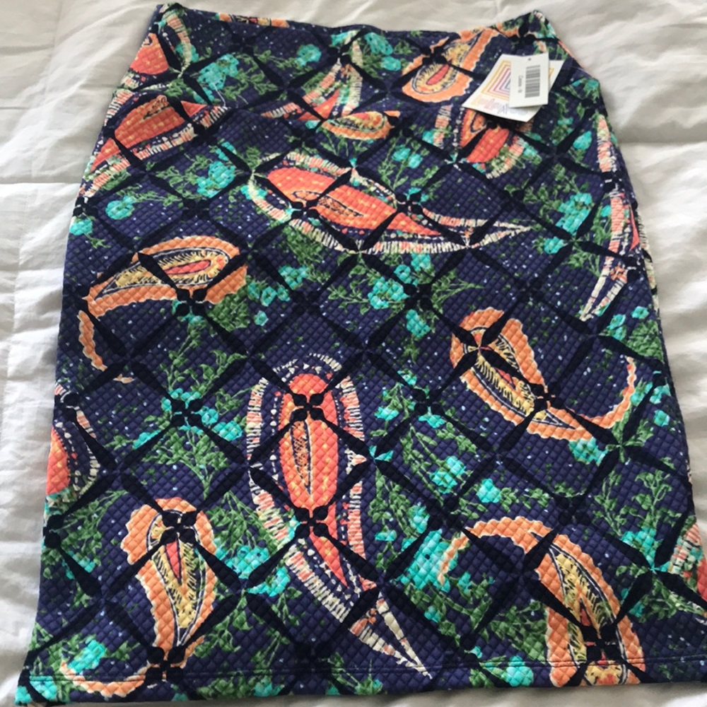 LuLaRoe Cassie skirt size M
